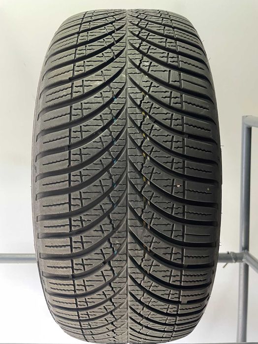 Opona Zima GoodYear Vector 4 Season 225/45R18 Adax Koźle