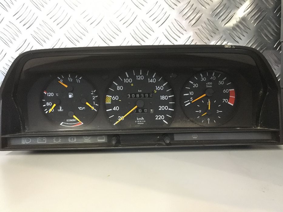 Licznik Zegar Mercedes W201/ (190) 2,6 benzyna ADAX Koźle