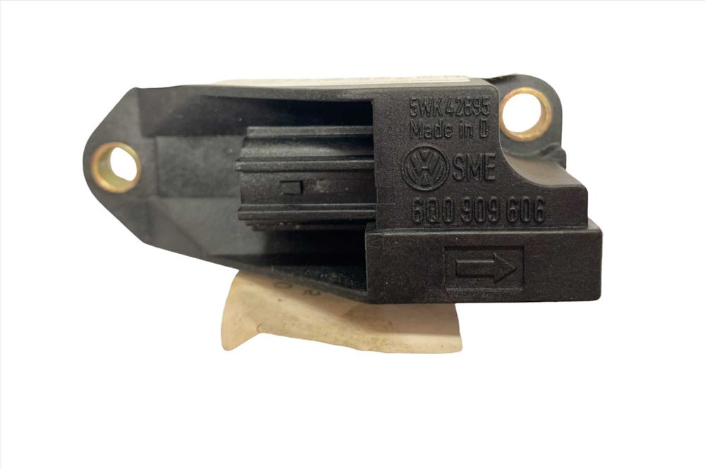Sensor Czujnik uderzenia VW Polo IV 4 6Q Adax Koźle